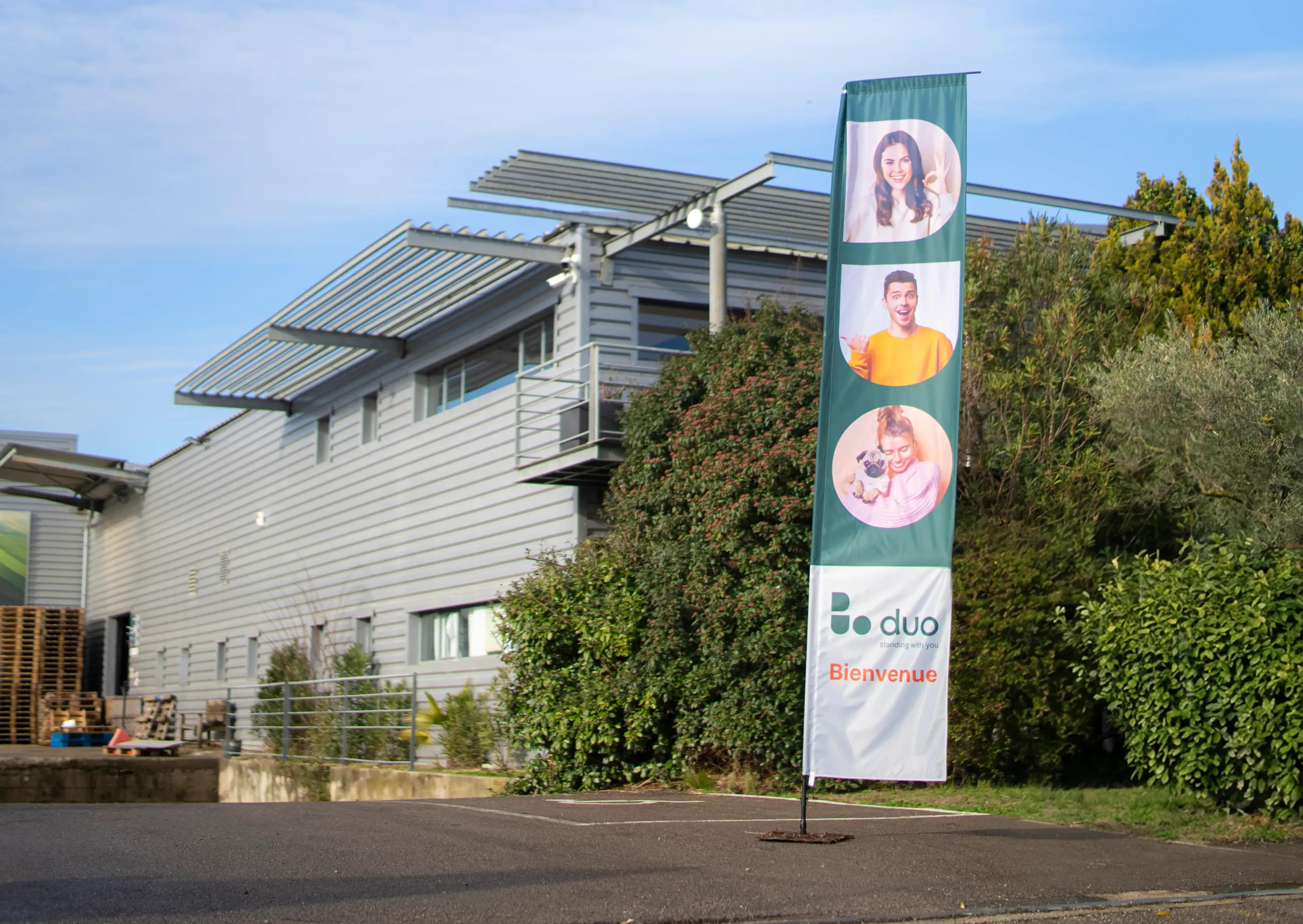Display solutions — portable branding systems